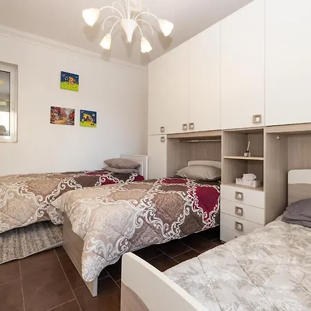 2 Bedroom Penthouse, Sea View *