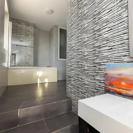 Appartamento 2 Bedroom Penthouse, Sea View *